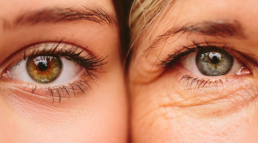 Best Foods for Reducing Under-Eye Wrinkles in 2025